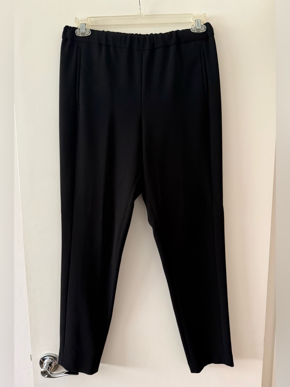 Theory tapered elastic waist pants